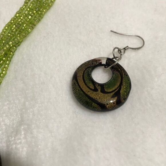 Glass Pendant Necklace with Earrings Set - Picture 6 of 10